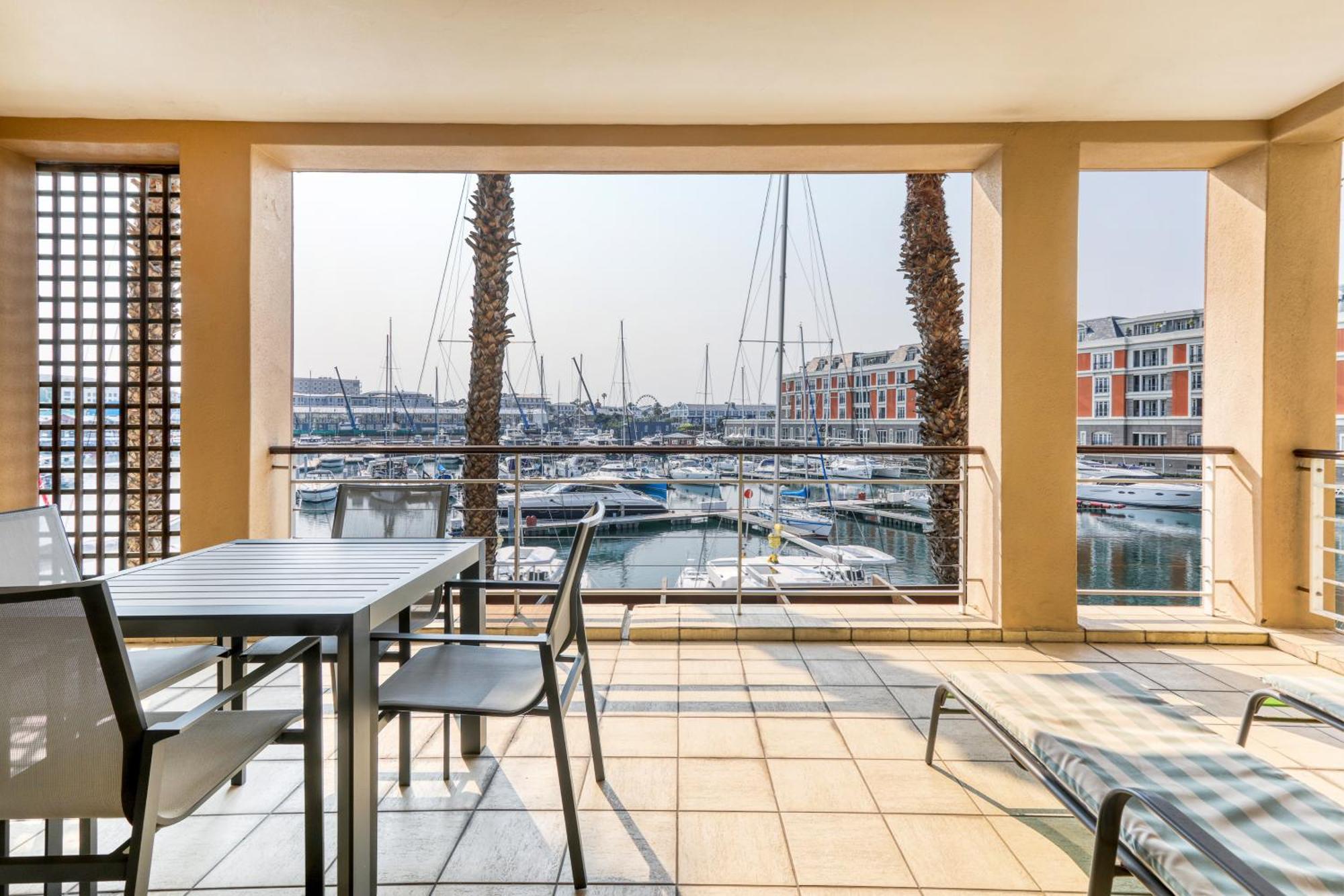 African Elite Waterfront Кейптаун Екстериор снимка