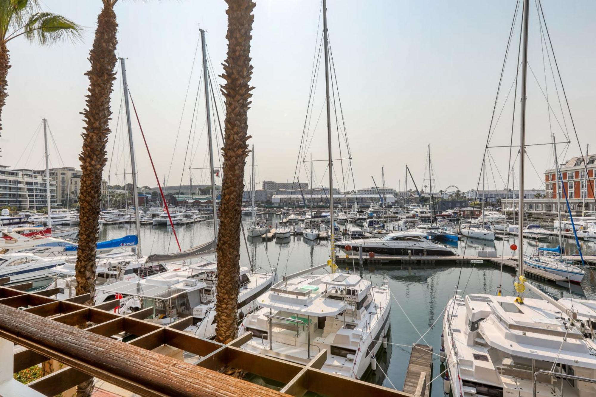 African Elite Waterfront Кейптаун Екстериор снимка